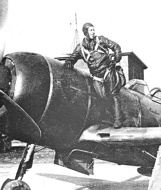 Летчик бомбардировщик герой советского союза. Ла-7 Алексея Алелюхина.