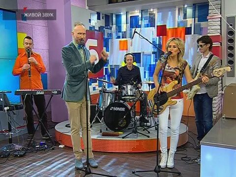 Вокалисты школа. Ансамбль экипаж калининград. Музыкальная группа экипаж. Ансамбль экипаж. Ансамбль экипаж калининград.