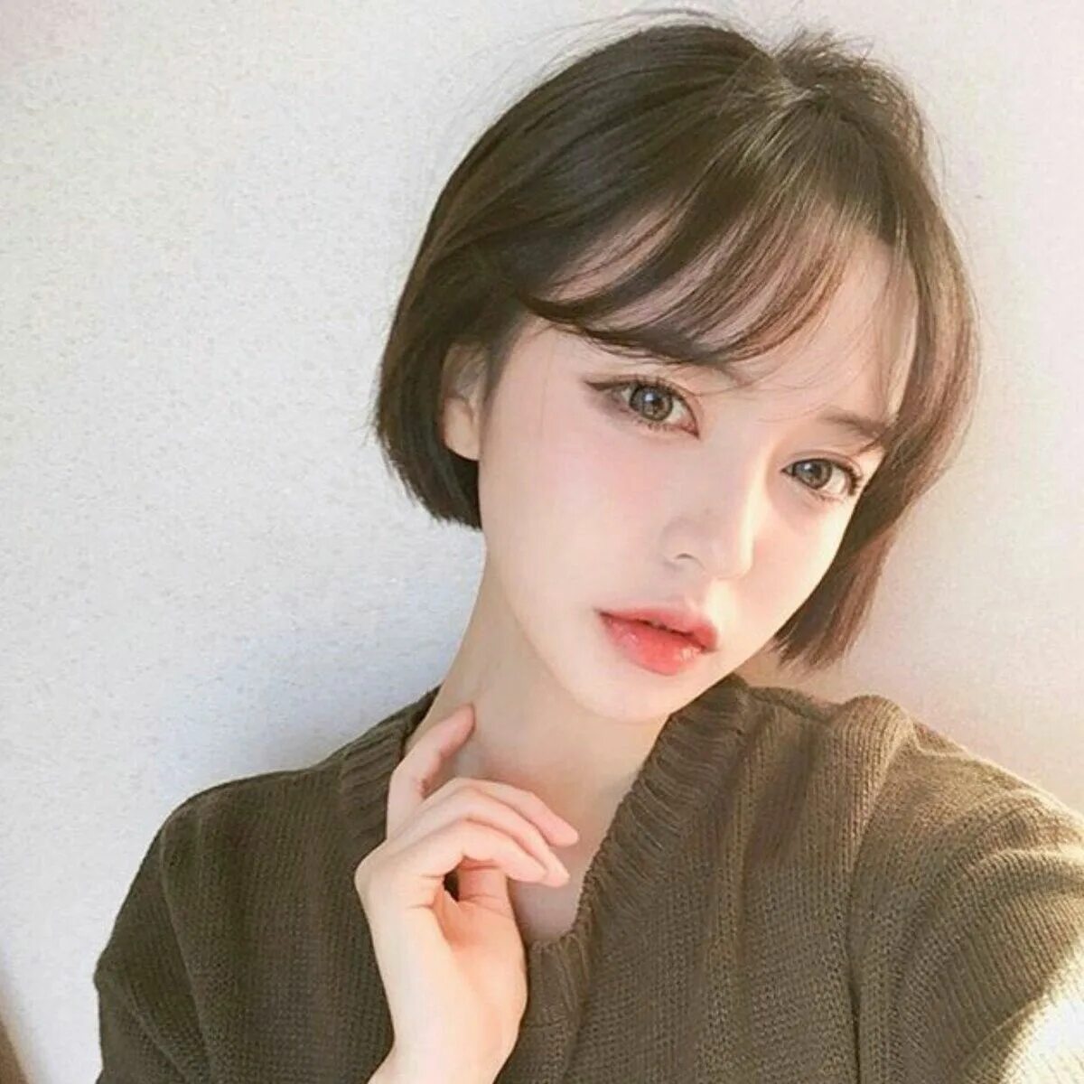12 Chòm Sao Aurora đang edit 짧은 머리 스타일, 헤어 제품, 헤어스타일