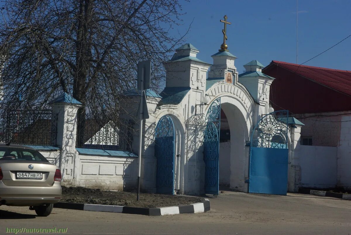 Храм Успения Пресвятой Богородицы Волоконовка. Храм Успения Пресвятой Богородицы п. Волоконовка. Храм Клеопатры в Волоконовке Белгородской. Волоконовка Белгородская область. Автовокзал волоконовка