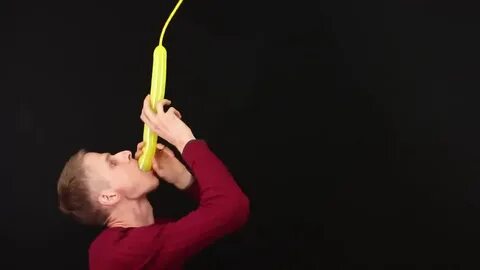 Проглотить воздушный шарик