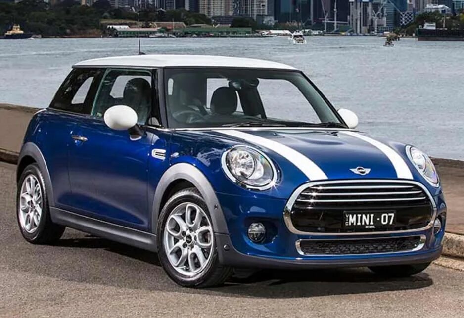 Китайский мини. Lifan Mini Cooper. Lifan мини Купер. Lifan 320 и Mini Cooper. Мини Купер и Лифан Смайли.