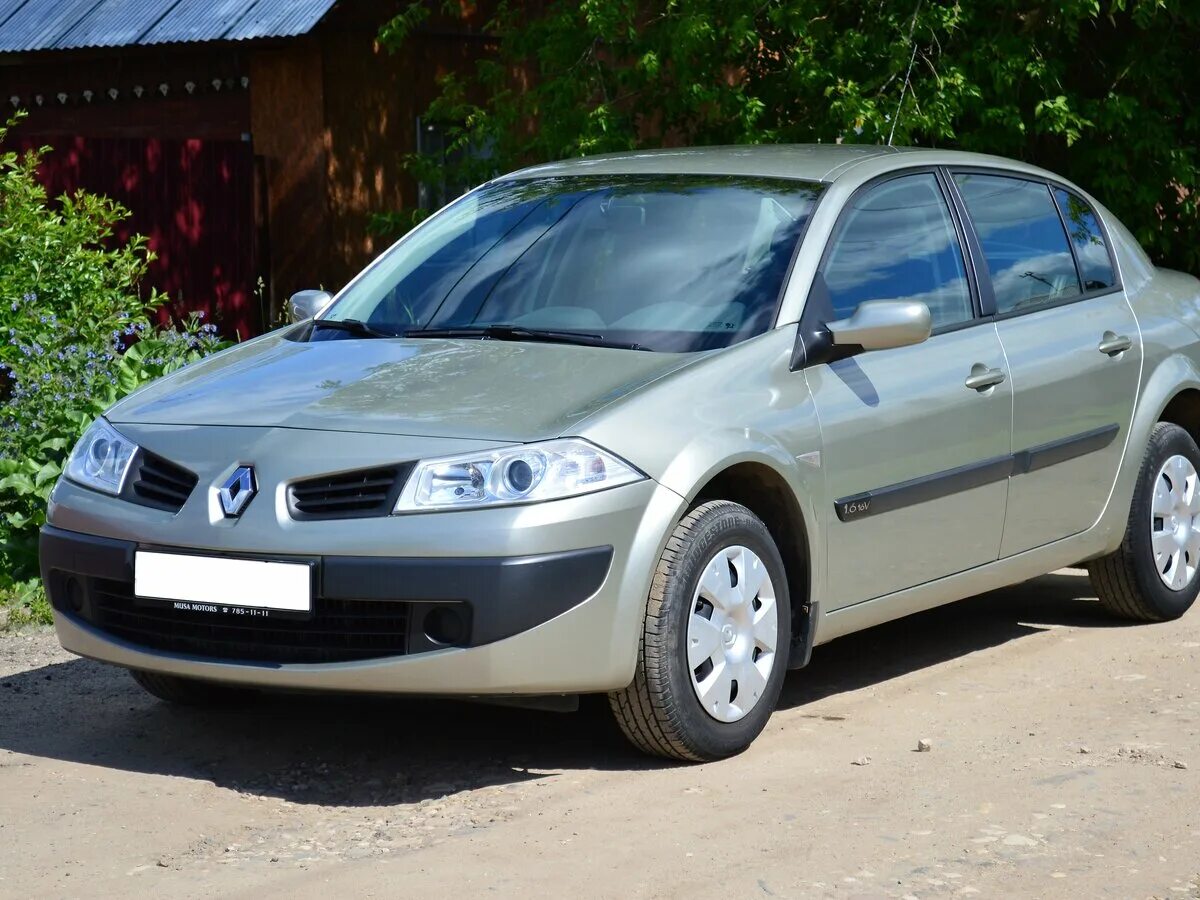 Renault Megane 2 поколение рестайлинг (2006 - 2008) Кабриолет 2.0 dCi MT (150 л.