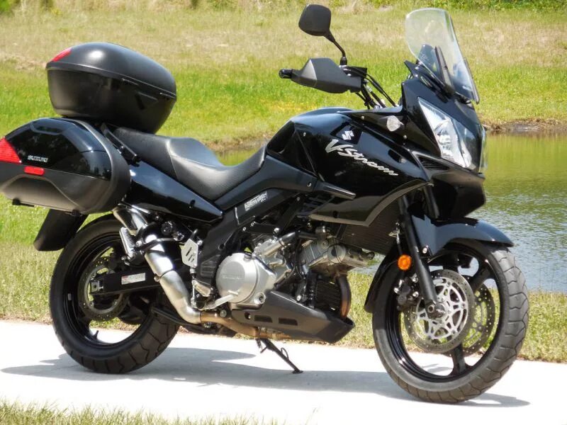 V strom купить. Suzuki DL 1000 V-Strom. Suzuki DL 1000 Strom. Suzuki v-Strom 1000. Suzuki v-Strom 1000 2002.