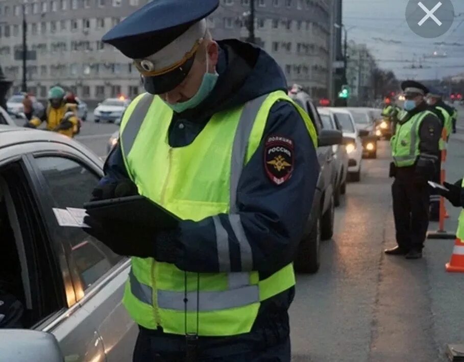 Фото дпс челябинск. Ваш участковый овчинников. Рейды мчс по пожарной безопасности. Автомобиль милиция бобруйск. Мчс проверяет дачный участок.