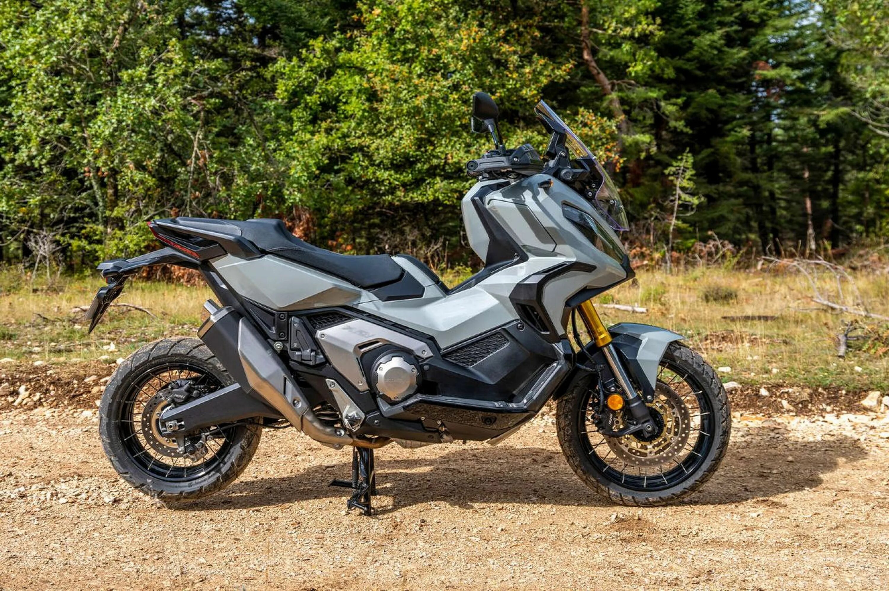 Honda adv 750. Скутер honda x adv. Скутер honda adv 2020. Скутер honda x-adv 750. Скутер honda x adv.