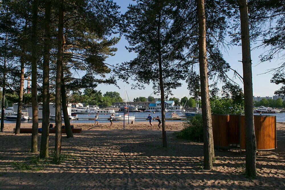 южная дорога крестовский остров набережная. зона отдыха петербург. новая набережная на крестовском острове. южная дорога крестовский остров набережная. крестовский остров прогулочная зона.