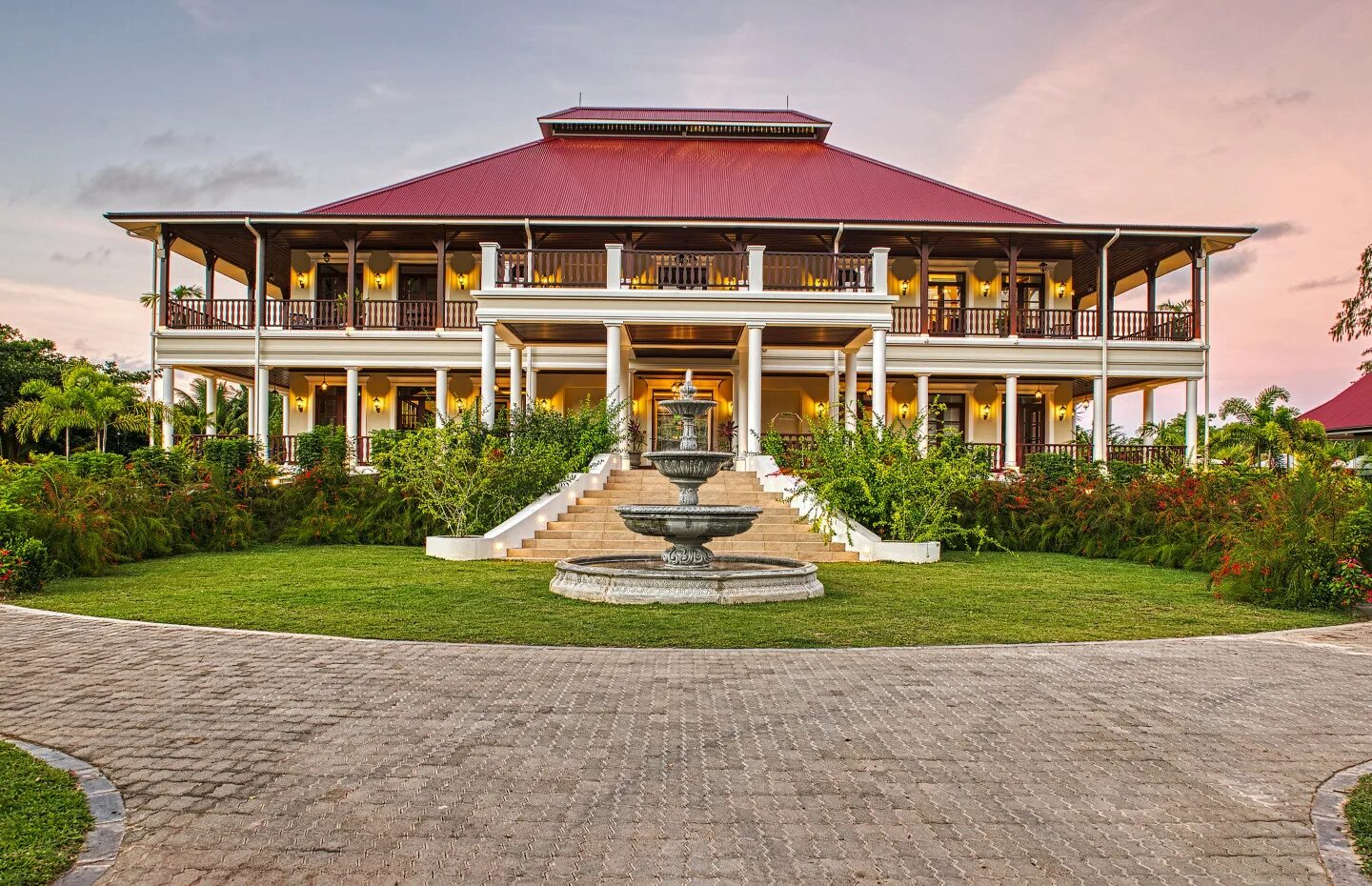 La Villa, ресторан, улица Мичурина, 31/3, Караганда - 2ГИС