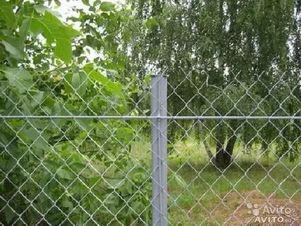 Металлические столбы сетки рабицы