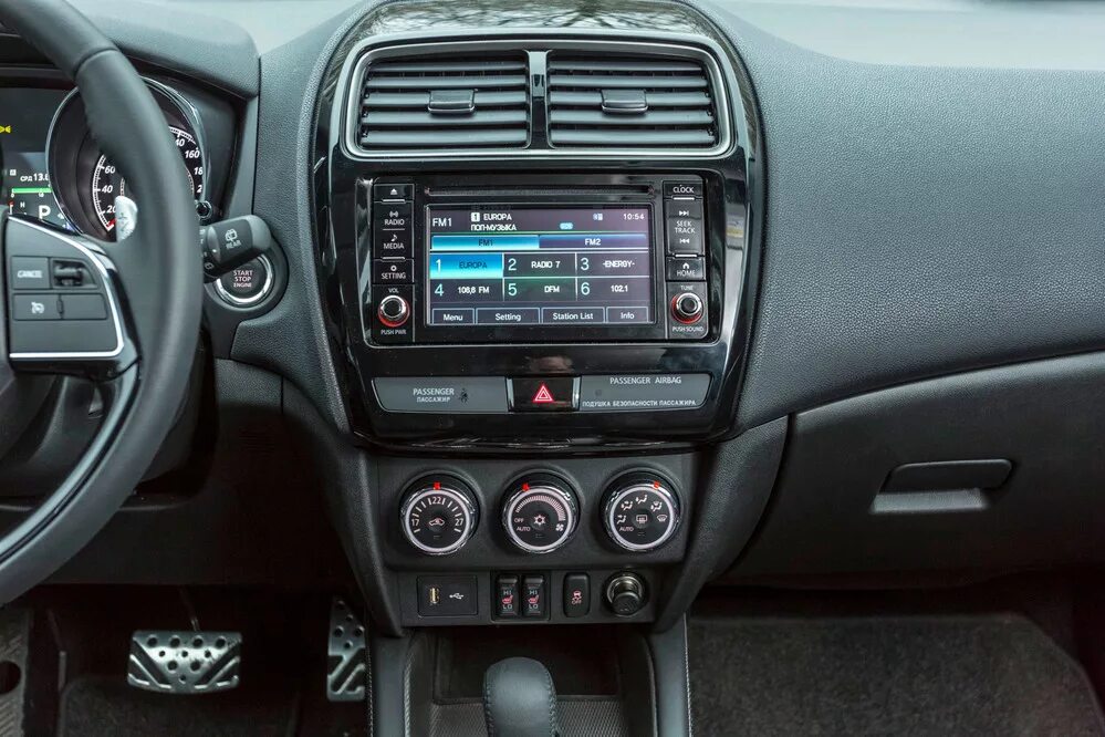 Штатная магнитола mitsubishi asx. Mitsubishi asx android. Магнитола mitsubishi asx. Штатная магнитола mitsubishi asx 2012. Штатная магнитола митсубиси асх 2012.