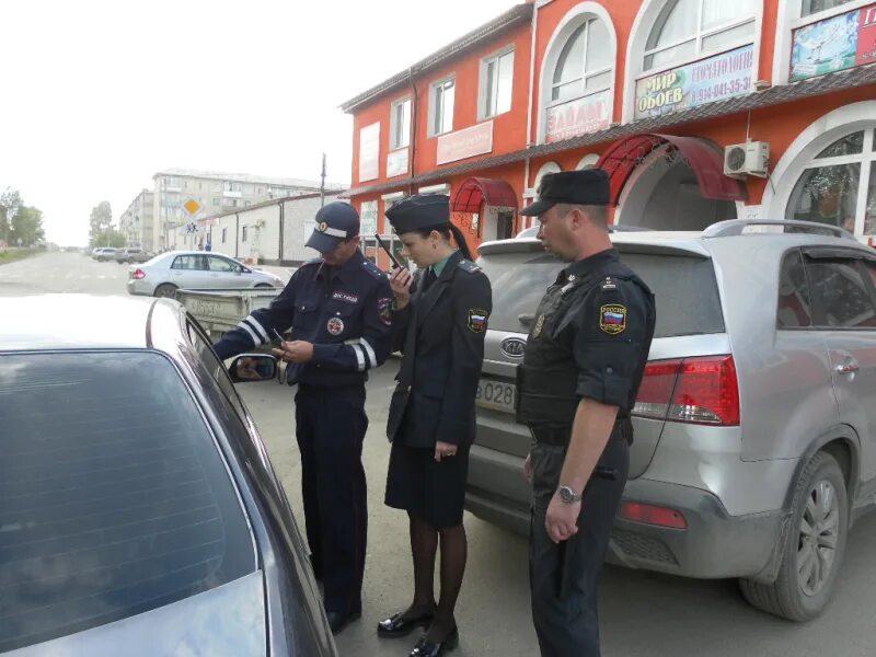 Судебный пристав исполнитель. Белогорск судебный пристав. Пристава г белогорск. Пристав тыва. Судебные приставы фото.