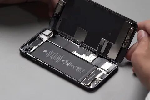 Внутренности айфона 15