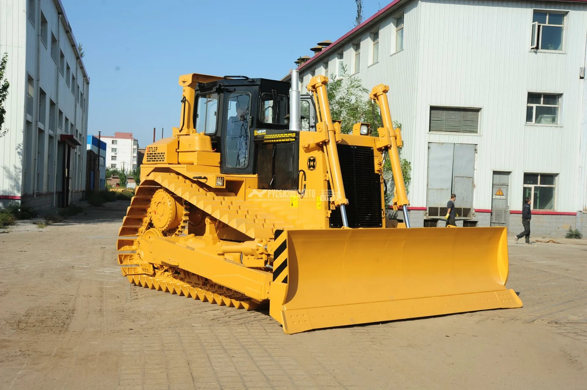 Бульдозер гусеничный shehwa sd7lgp (болотный). Shehwa. Бульдозер shehwa sd7. Бульдозер шева сд 7. Бульдозер шева 165-3.