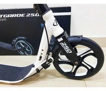Roces 250 lux
