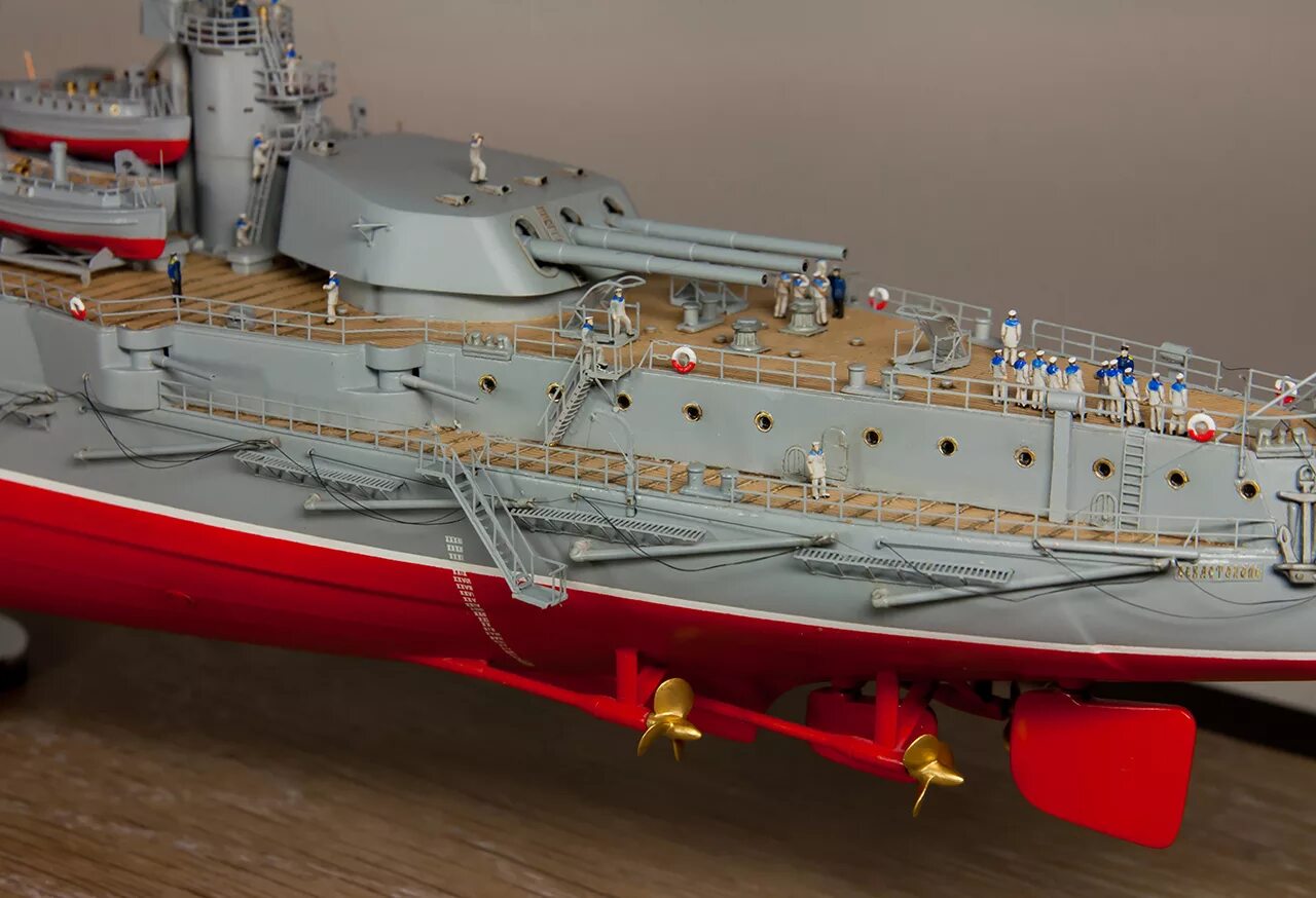 Звезда севастополь 1/350. Звезда севастополь 1/350. Линкор севастополь фототравление. Линкор севастополь модель. Крейсер варяг звезда 1/350.