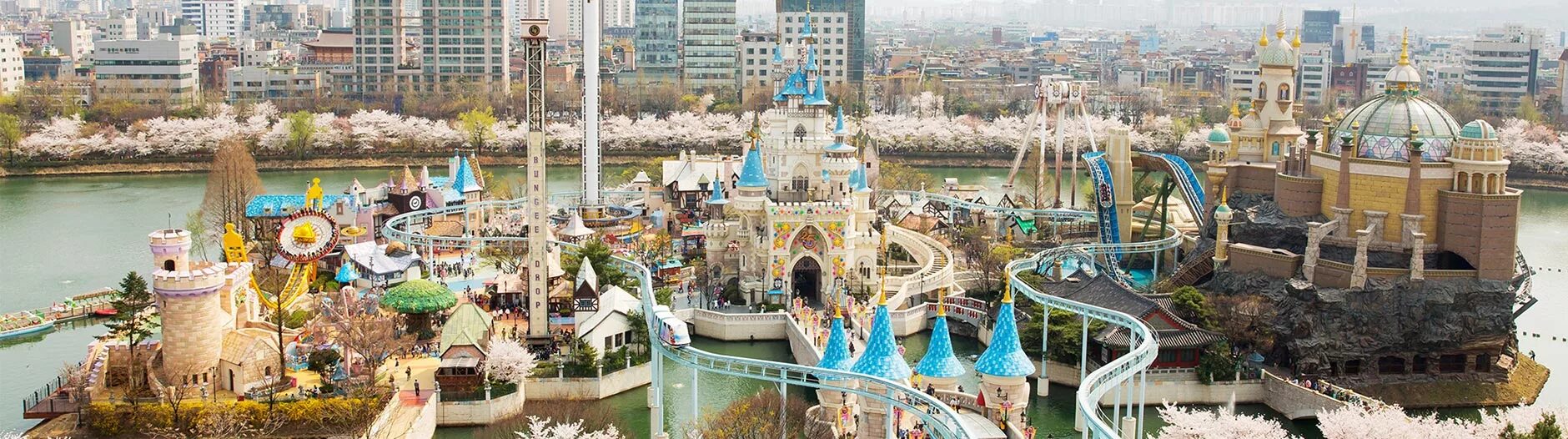 Парк развлечений лотте ворлд в сеуле. Парк lotte world в сеуле. Лотте ворлд южная корея. Парк аттракционов сеул lotte world. Парк развлечений lotte world.