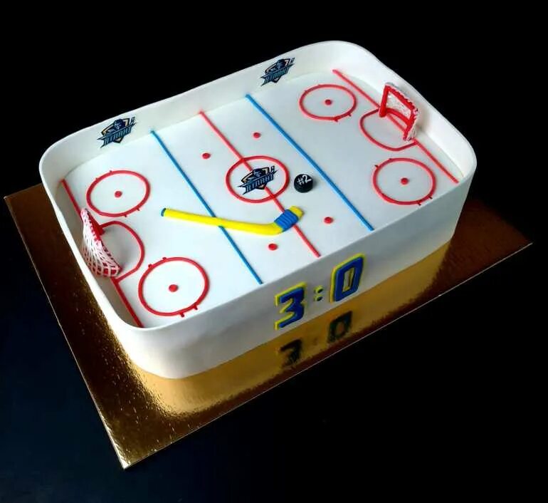 хоккейное поле 60х30. лего стадион хоккей. торт в виде хоккейной коробки. самодельный настольный хоккей. как сделать хоккейное поле.