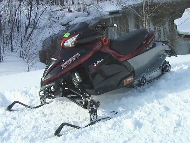 Вездеход бомбардье гусеничный. Alpina sherpa 1. Снегоход арктик кэт 600. Одноместный снегоход. Подвеска снегохода икар.