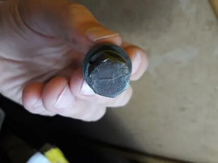 Болт 9.8