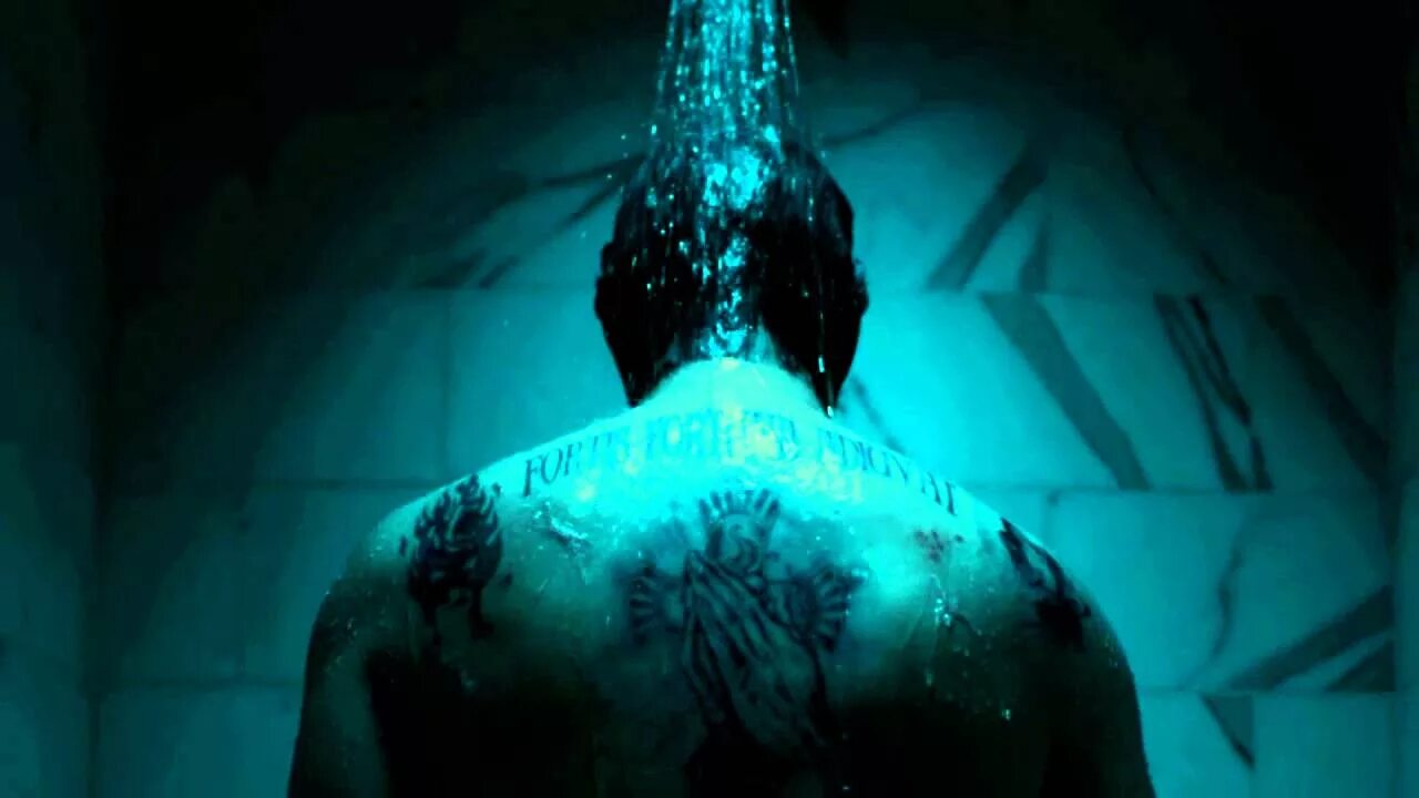 судьба благоволит смелым джон уик. Fortes fortuna adjuvat джон уик. джон уик татуировка на спине. Fortis fortuna adiuvat татуировка джон уик. джон уик татуировка на спине.