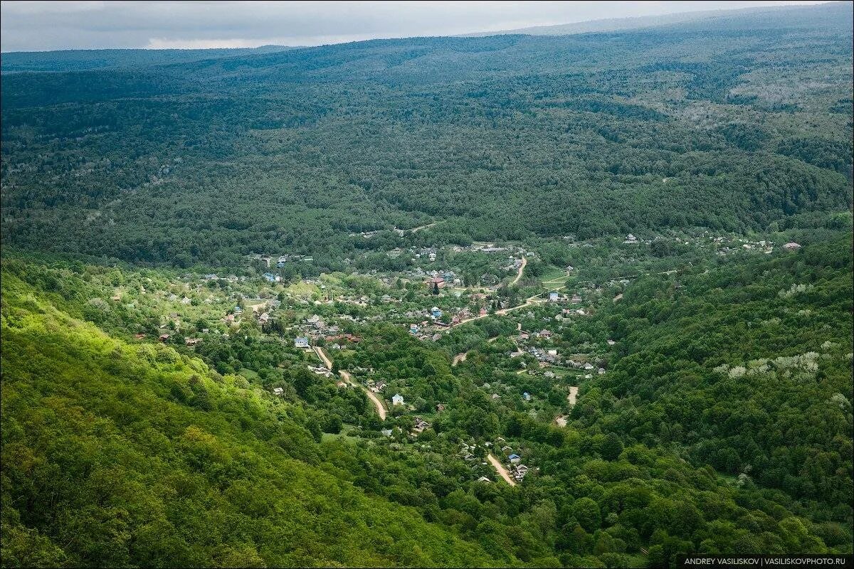 Кабардинская краснодарский край. Краснодарский край Апшеронский район Апшеронск. Апшеронск Мезмай. Апшеронск горы Краснодарский край. Гора Апшеронск Адыгея.