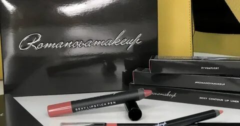 Romanovamakeup карандаши для губ