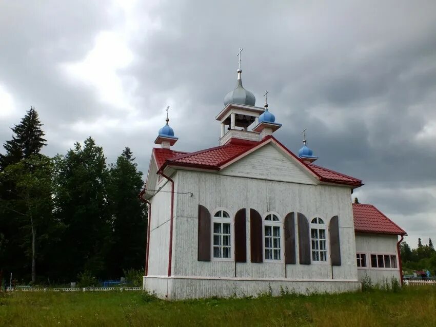 Погода пермский край поселок октябрьский на неделю. Поселок Октябрьский Пермский край. Церковь поселок Тюш Октябрьский район Пермский край. Храм в поселке Октябрьский Пермский край. Октябрьский (Октябрьский район, Пермский край).