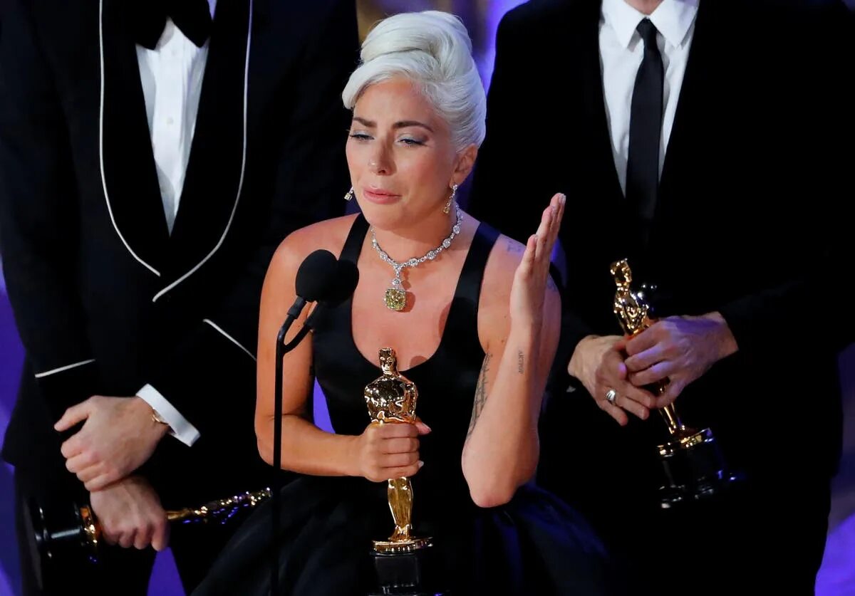Гага оскар. Леди Гага Оскар. Награды леди Гаги Оскар. Леди Гага Оскар 2021. Леди Гага на премии Оскар.