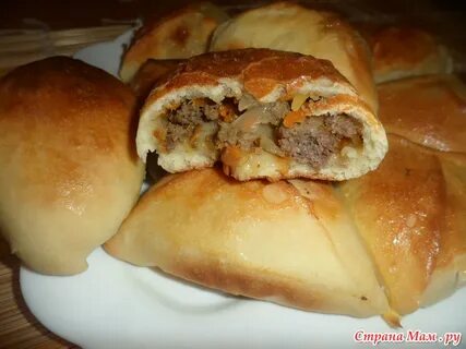Печь пирожки с мясом