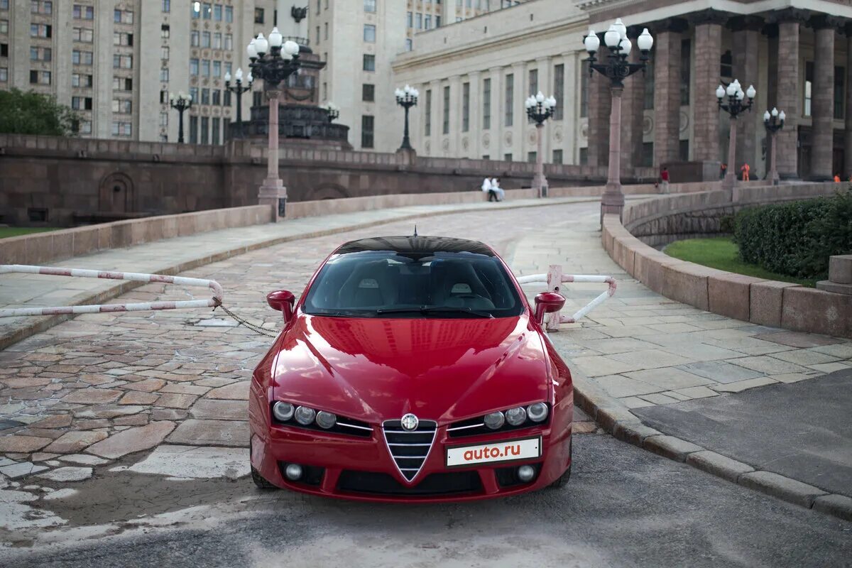 Альфа ромео москвы. Alfa Romeo Brera. Альфа Ромео Брера 2022. Альфа Ромео Брера красная. Alfa Romeo Brera Drive 2.