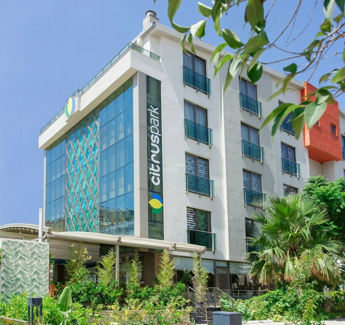 Отель в анталии недорого у моря. Цитрус парк отель анталия. citrus park hotel 4*, турция, анталья. golden orange hotel 3 анталия. amza park hotel абхазия.