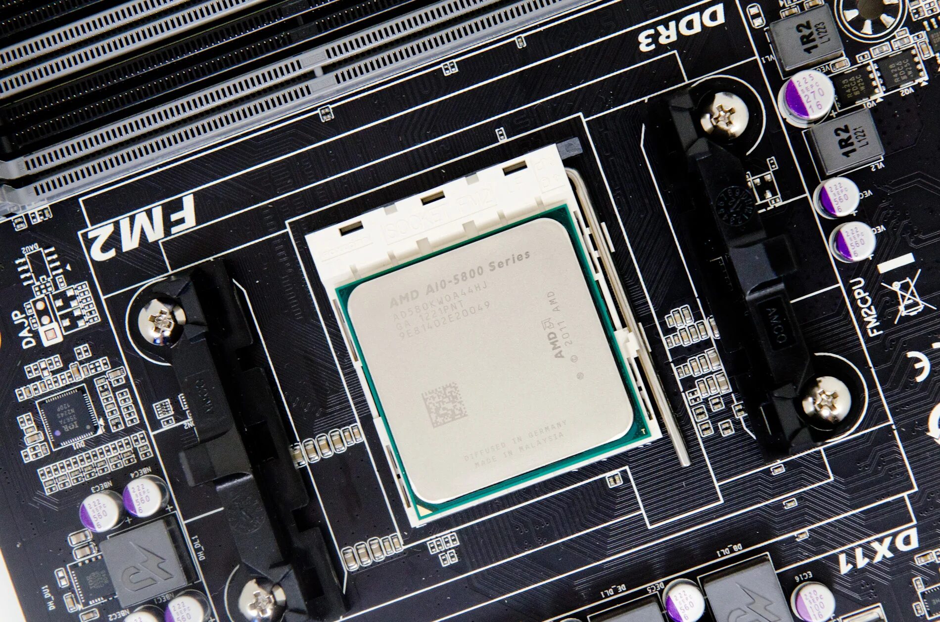 5 5600 сокет. AMD a8 5600k. AMD 5800 материнская плата. AMD a8 5600k CPU Z. AMD a8-5600k fm2, 4 x 3600 МГЦ.