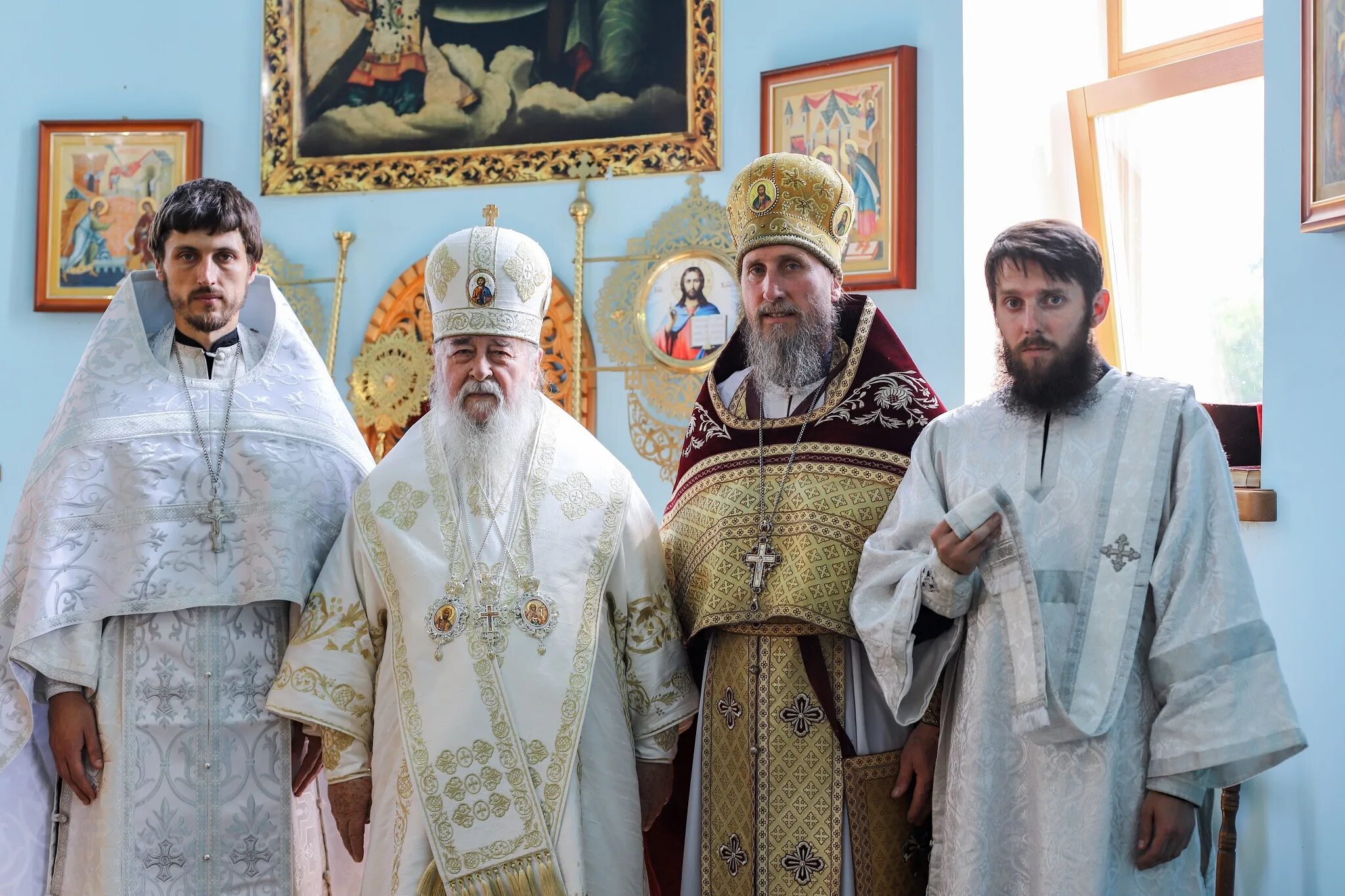 Кафедра епископа. Кафедра митрополита. Епископская кафедра. Магнитогорская епархия епископ зосима. Владыка зосима магнитогорск.