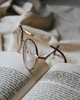 Книга очки