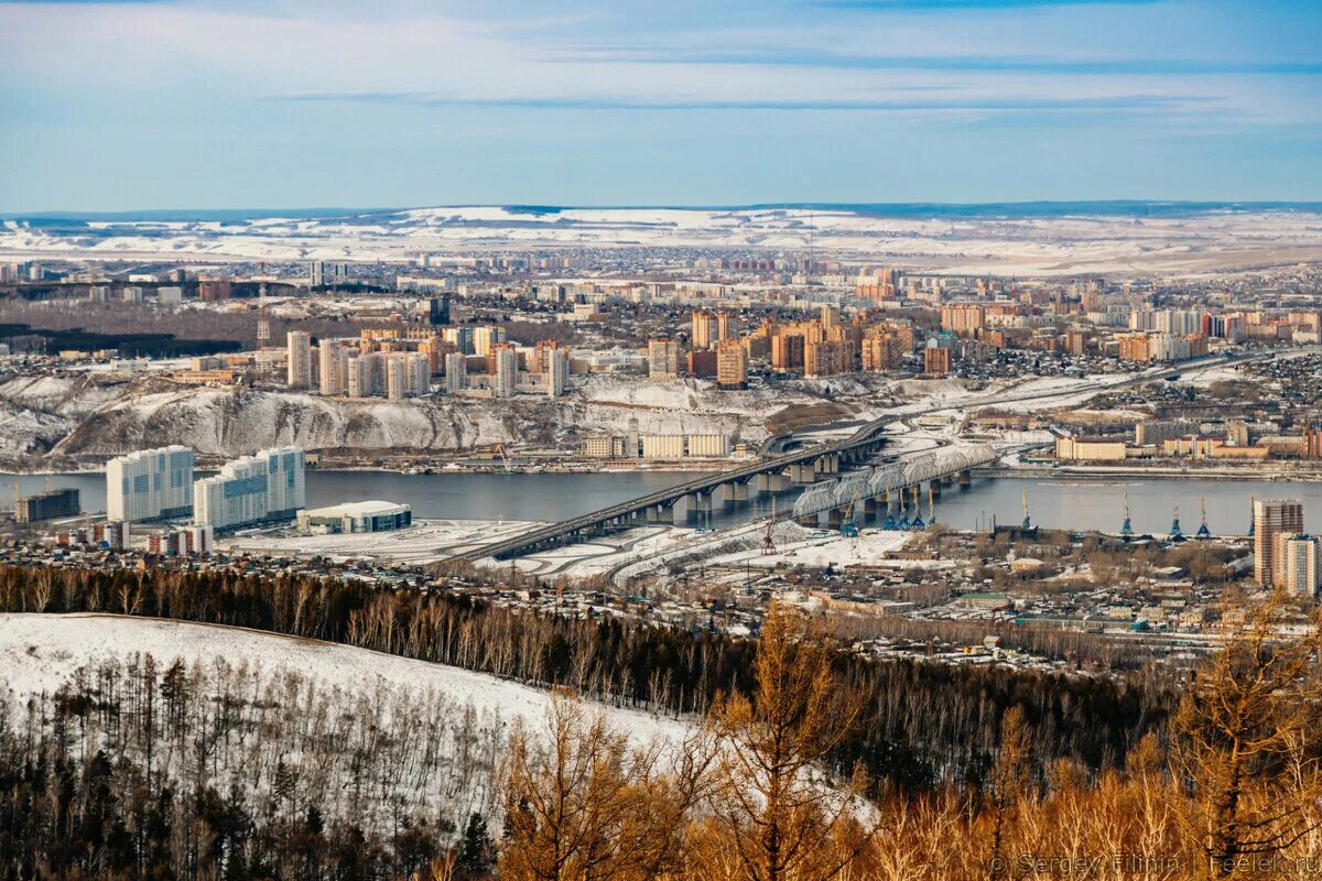 Сток красноярск. Торгашинский хребет Красноярск зимой. Енисей зимой в Красноярске. Торгашинское озеро Красноярск. СТАЛЬМЕТ Красноярск.