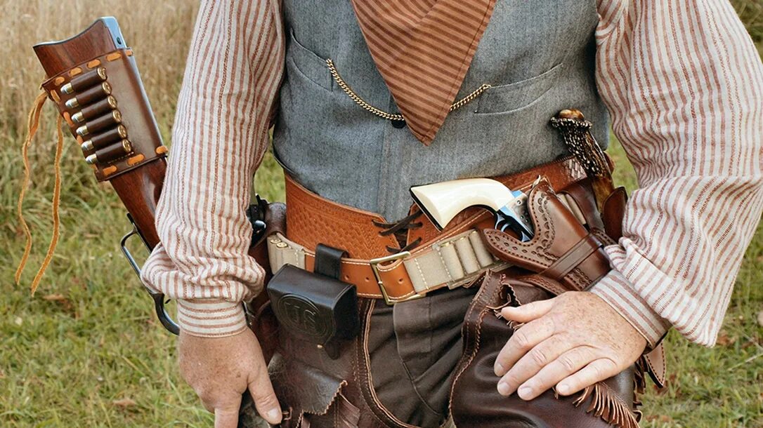Ковбой тт. Кобура Colt Peacemaker. Colt 1871. Colt Peacemaker Holster. Патронташ для револьвера.