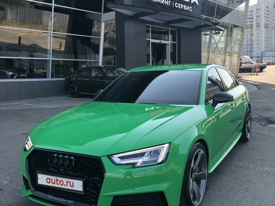 Audi зеленый