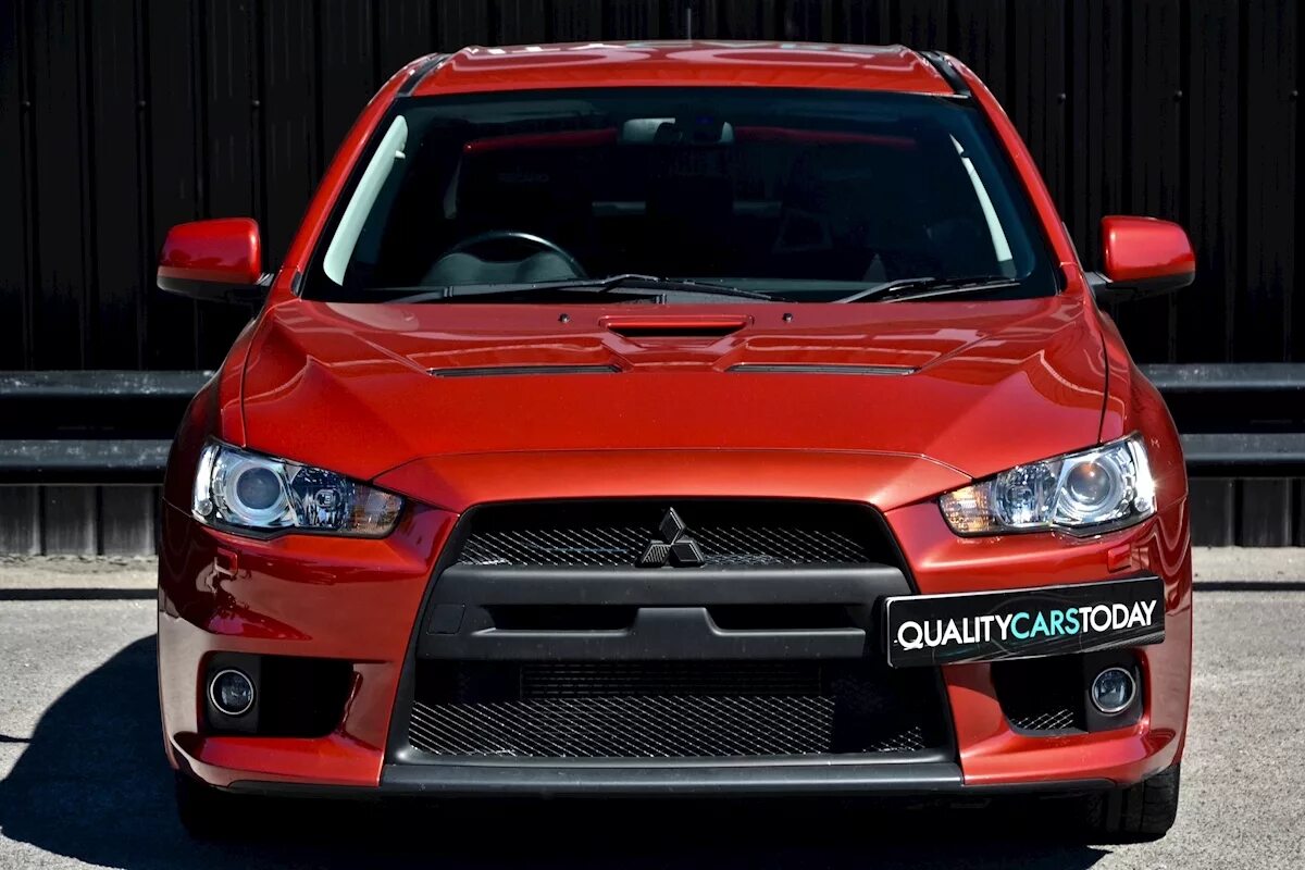 Мицубиси лансер 10 evolution. Перед митсубиси. Перед митсубиси. Перед митсубиси. Mitsubishi lancer evolution 10.