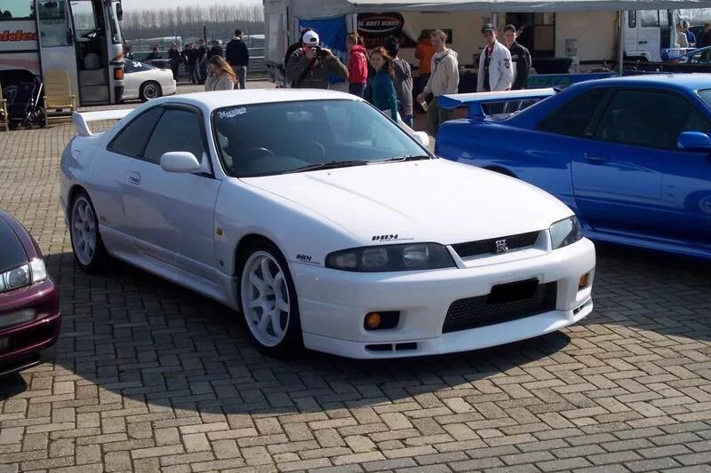 Nissan Skyline GTR r33. Nissan Skyline r33 1993. Ниссан Скайлайн 33 кузов. Nissan Skyline r33 gt-r.