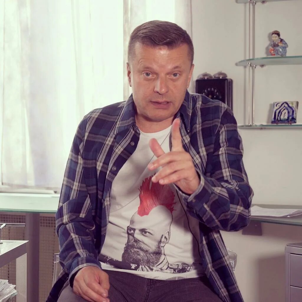 Парфенов где живет 2023. Парфенов где живет 2023. Парфёнов леонид. Елена чекалова и леонид парфенов. Парфенов нтв.