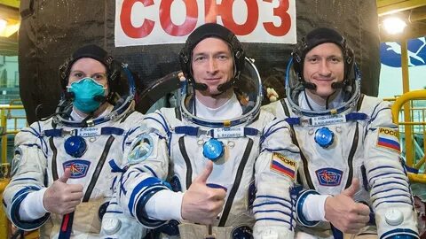 Союз 2 экипаж