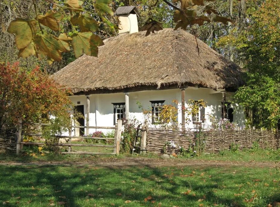М пирогово. Музей пирогово. в киеве этнографический музей. украинские хаты восточной слобожанщины. этнопарк слобожанщина.