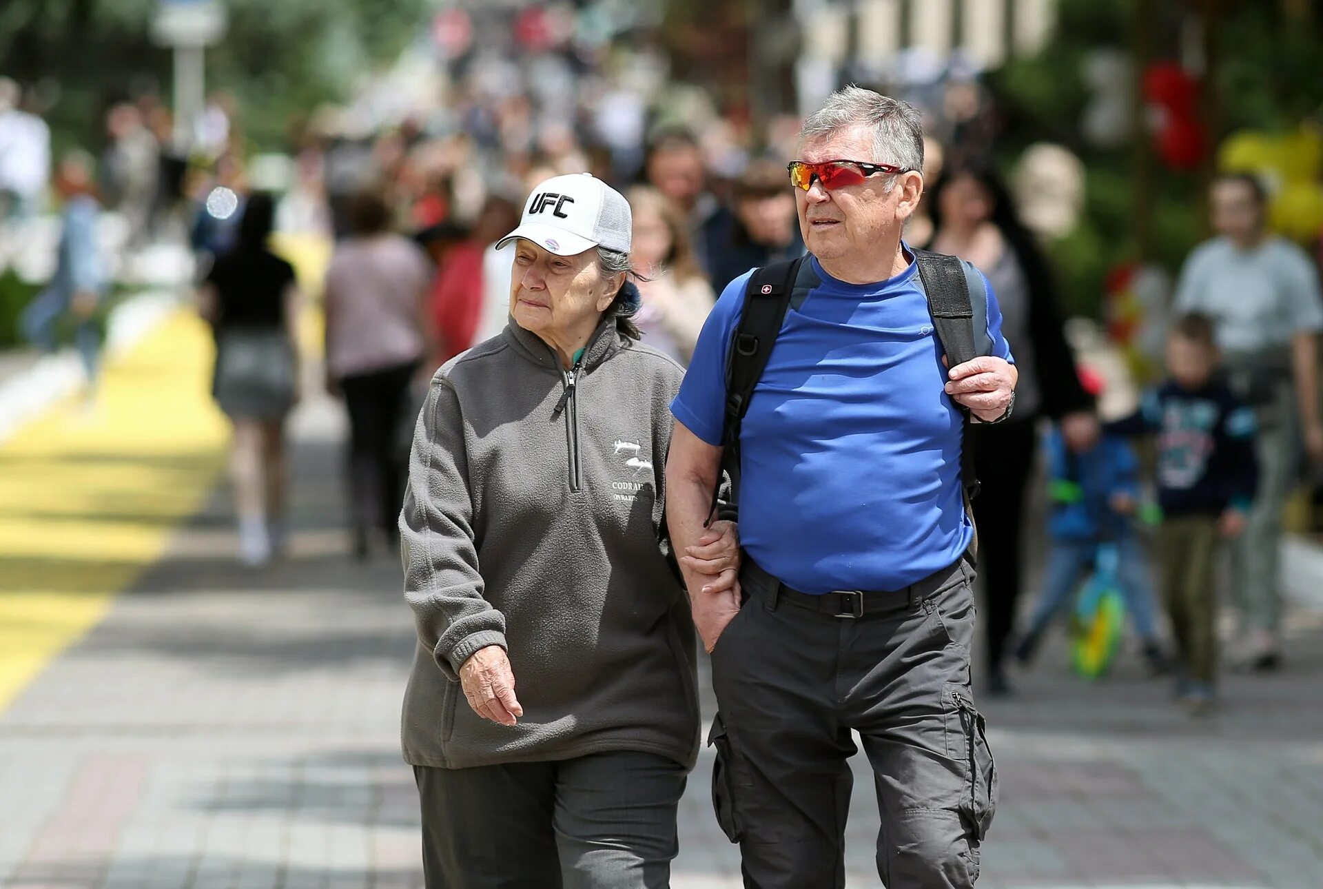 Пенсии военным пенсионерам. Госдума пенсии. Бабка из рекламы пенсионного. Пенсионер 2021. Пенсионер 2021.