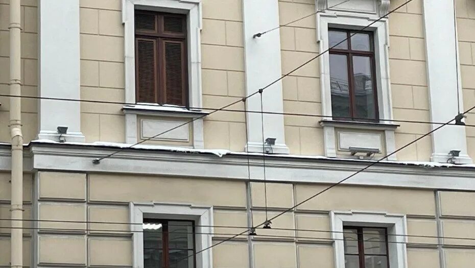 Литейный 4 внутри. Офтальмология на литейном 25. Травма на литейном. Литейный проспект дом 25. Аварии на гигантской скорости.