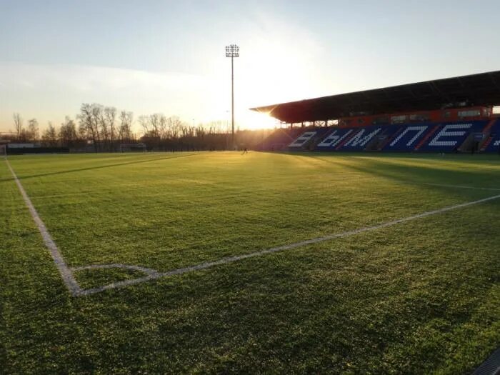 Стадион старый вымпел королев. Стадион вымпел королев. Город королев вымпел. Трибуна в3 вымпел королев. Стадион вымпел измайлово.