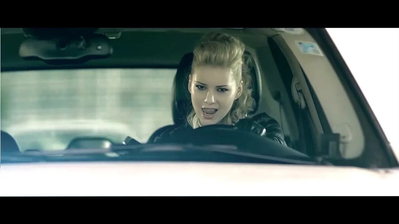 Клип are you i am. Клип akcent i&#039;m sorry. sorry исполнительница. девушка из клипа i&#039;m sorry. sandra n.