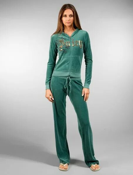 Juicy Couture костюмы 2000. Джуси Кутюр одежда 2000. Спортивный костюм из 2000х женский. Спортивные костюмы 2000