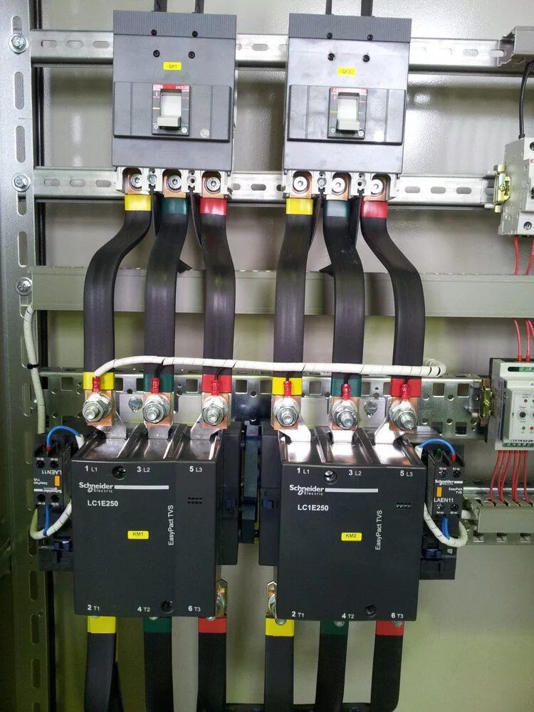 Авр 400. Авр schneider electric 630а. щит авр abb. силовой щит. пресс для ошиновки шлейфов.