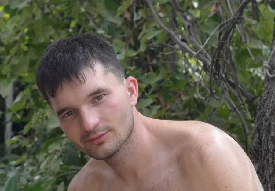 Сайт знакомств без регистрации фото мужчин. Шульгин Сергей Самара. Балашов Сергей Саратов. Парни знакомятся с мужчинами. Парень Саратов.