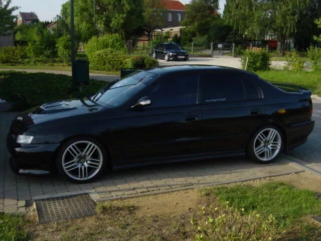 Carina black. Toyota carina vi (t190). Toyota carina e 1997 хэтчбек. Toyota carina gt 1997. Carina black.